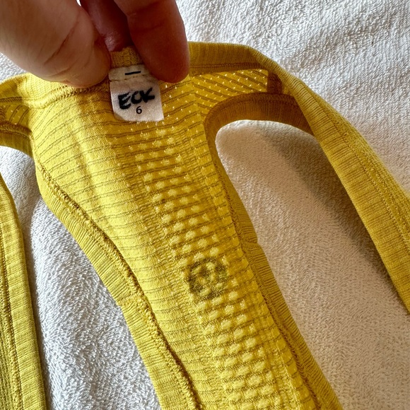 Lululemon Swift Tank - Picture 3 of 5